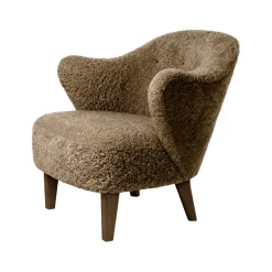 Audo Copenhagen Ingeborg Med Fodskammel Fåreskind Sahara/Røget Eg