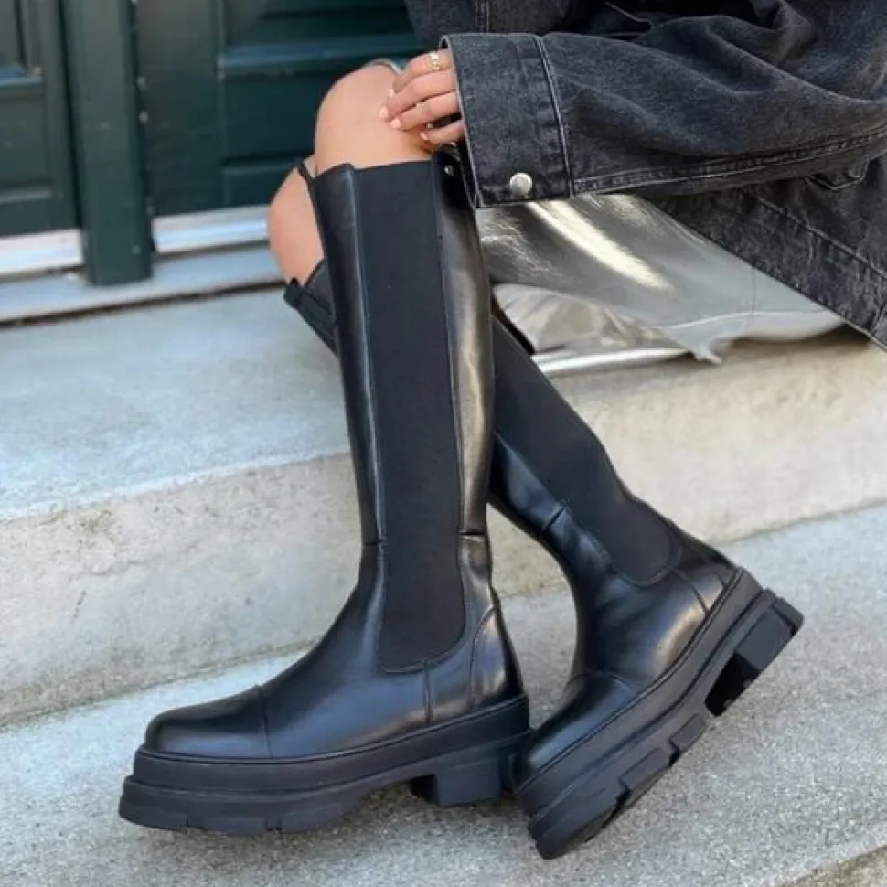 Copenhagen Shoes Follow Me Black With Black Stiches