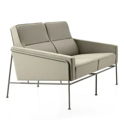 Fritz Hansen 3302 Sofa 2-Pers Stof