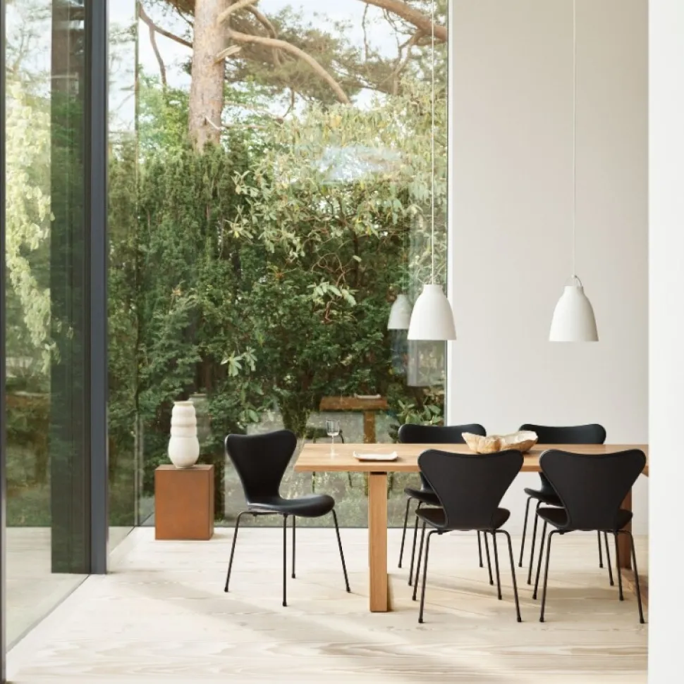 Fritz Hansen CM21 Essay Spisebord