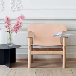 Hay Bernard Loungestol Lakeret Eg & Naturlæder