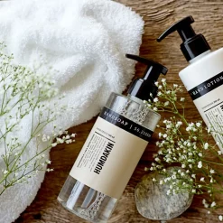 Humdakin Hand Soap Chamomile & Sea Buckthorn 01