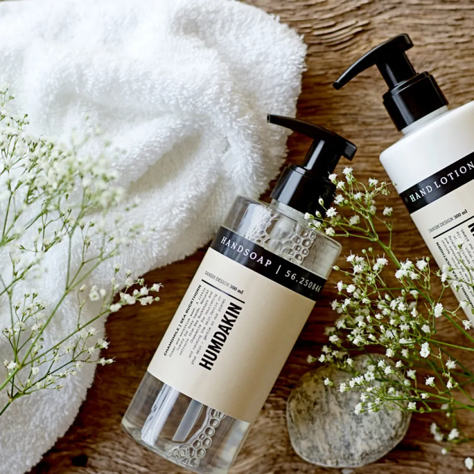 Humdakin Hand Soap Chamomile & Sea Buckthorn 01