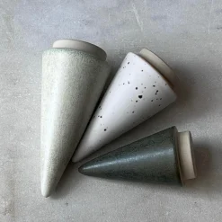 Julie Damhus Studio Juletræ Flat White (Lille, Mellem, Stor)