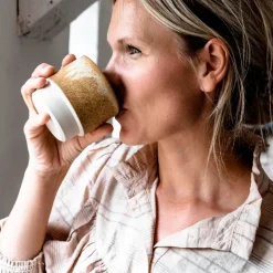 Julie Damhus Studio Oda Krus Brun