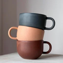 Julie Damhus Studio Oda Tekop Med Hank Blå