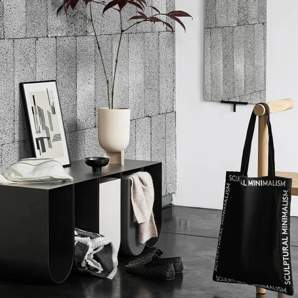 Kristina Dam Studio Serene Flowerpot Medium Sand