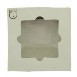 Laoru Laoru Mouth I Relief Antique White