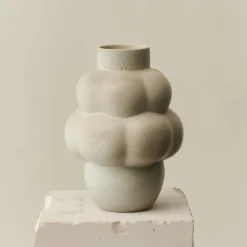 Louise Roe Balloon Vase 04 Vintage Glaze