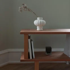 Louise Roe Balloon Vase 02 Raw White