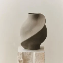 Louise Roe Pirout Vase 02 Sanded Grey