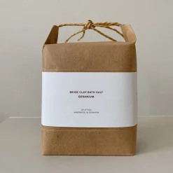 Mellow Mind Beige Clay Bath Salt Geranium Uplifting