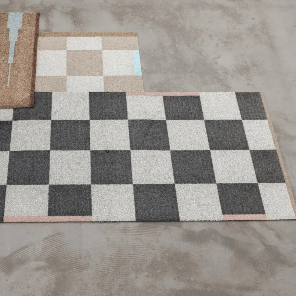 Mette Ditmer Square All-Round Mat Dark Grey Medium