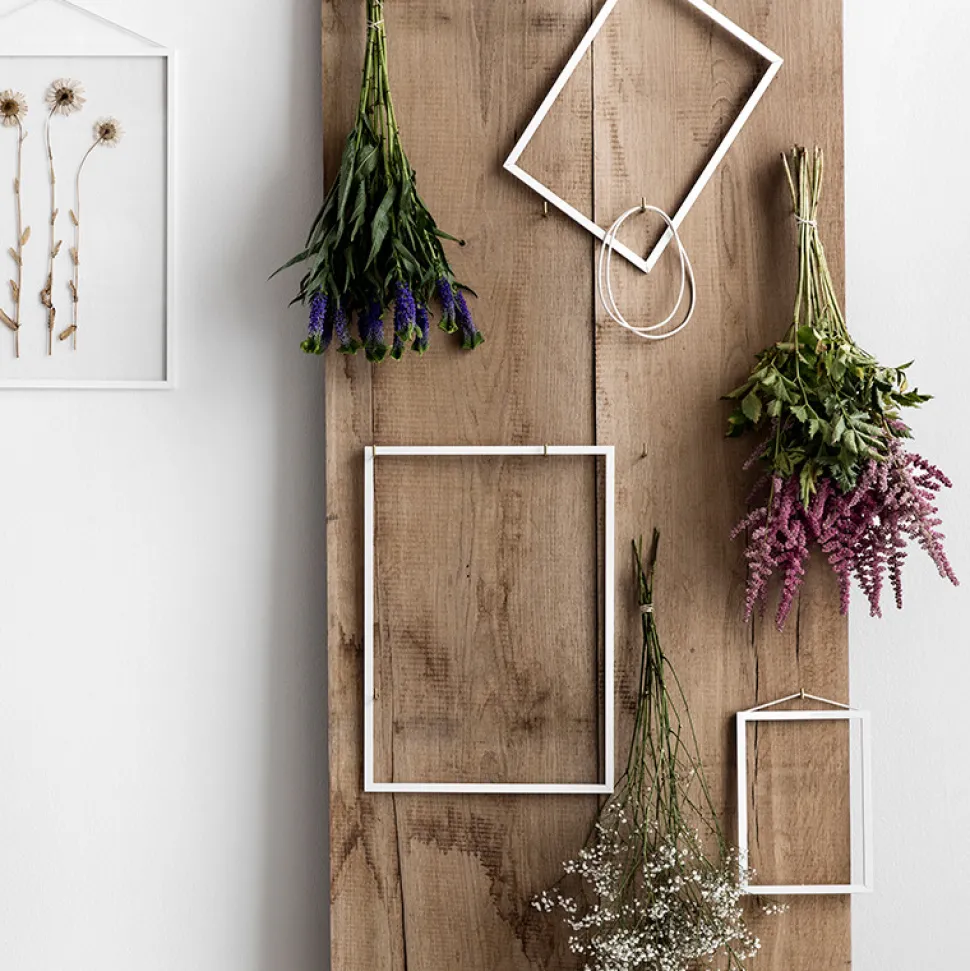 Moebe White Frame A4