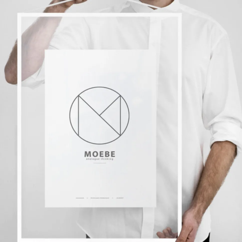 Moebe White Frame A2