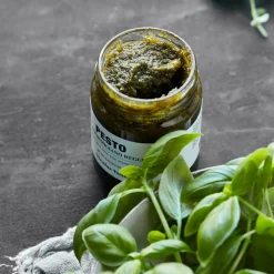 Nicolas Vahé Pesto Basil & Parmesan