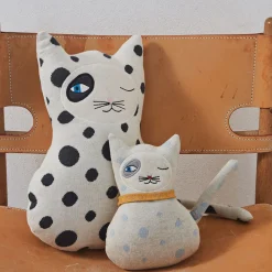 OYOY Baby Benny Cat Darling Cushion