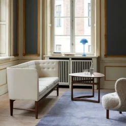 &Tradition AJ5 Mayor Sofa