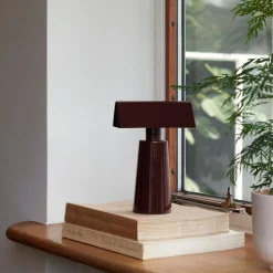 &Tradition Caret MF1 Dark Burgundy