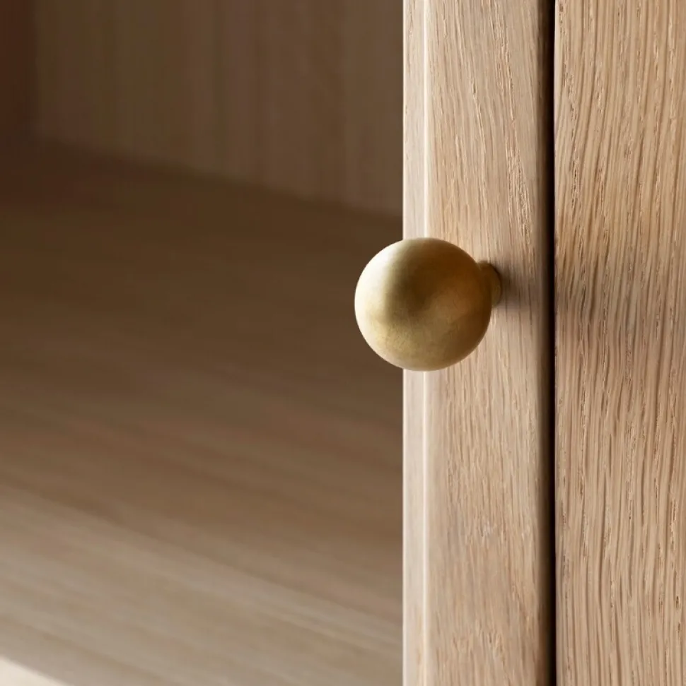 &Tradition Trace SC87 Single Cabinet Oak