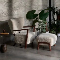 &Tradition Wulff ATD2 Moonlight Sheepskin Oiled Walnut